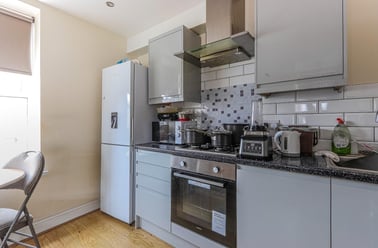 Glenroy Street, Plasnewydd, Cardiff - Image 3